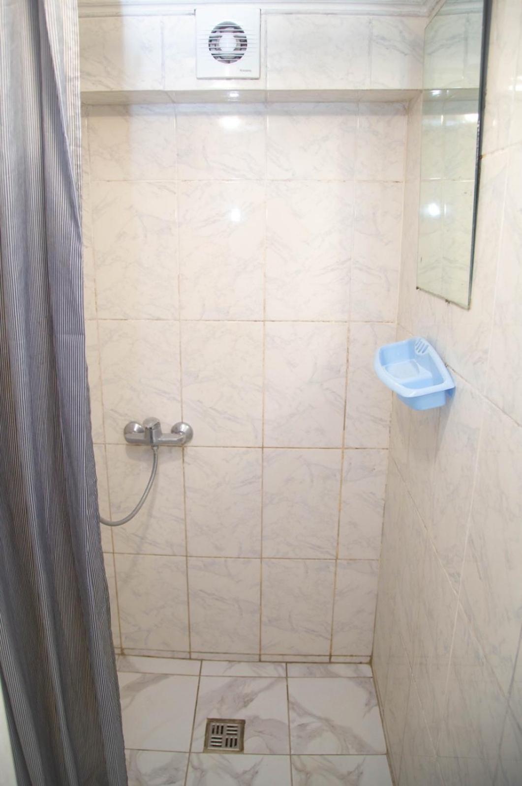 Sun City Hostel 4 Kiev Bagian luar foto